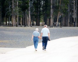 Yellowstone-Couple