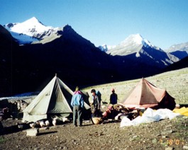 ChumikMarpo-PackingCamp