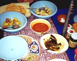 CampMisc-Food_on_Table