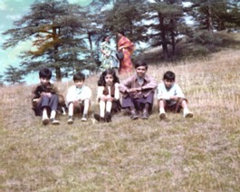 Family-Simla-77